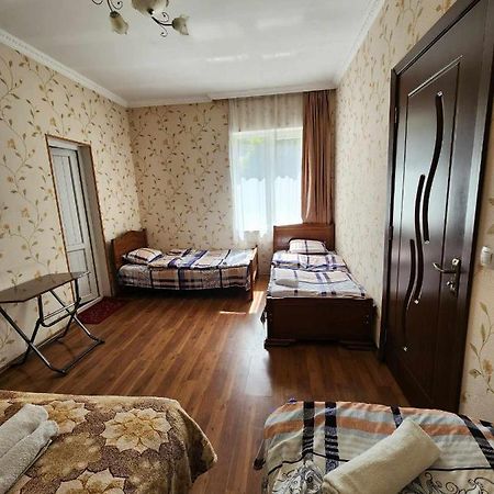 Moon Night Hotel Kazbegi Bagian luar foto